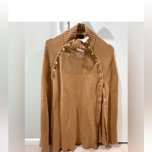 G.I.L.I. Camel brown Sweater poncho cape shawl Buttons